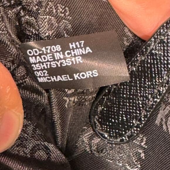 Michael Kors Emmy Star Print Dome Satchel Crossbody Bag Saffiano Leather - Picture 6 of 13